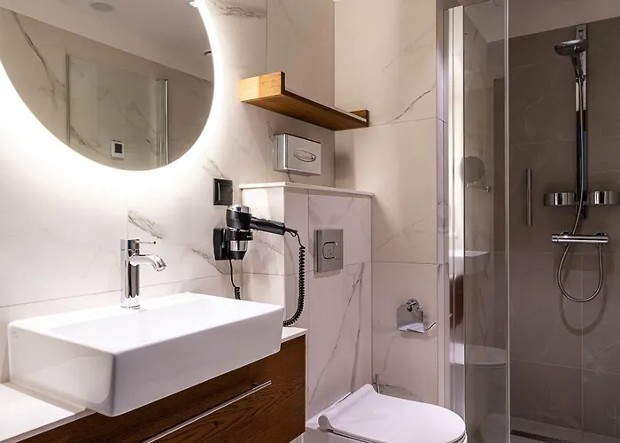 Aparthotel Rentplanet - Centrum 3*