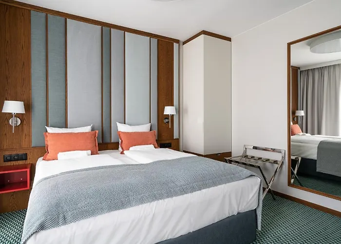 Aparthotel Rentplanet - Centrum 3*