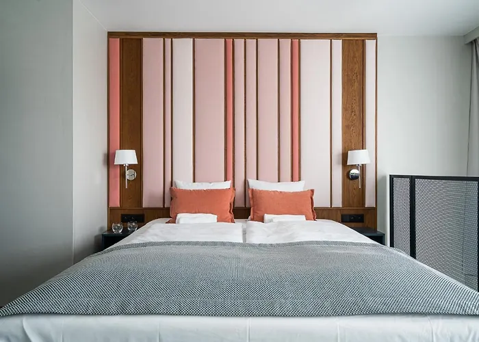 Rentplanet - Centrum Aparthotel 3*